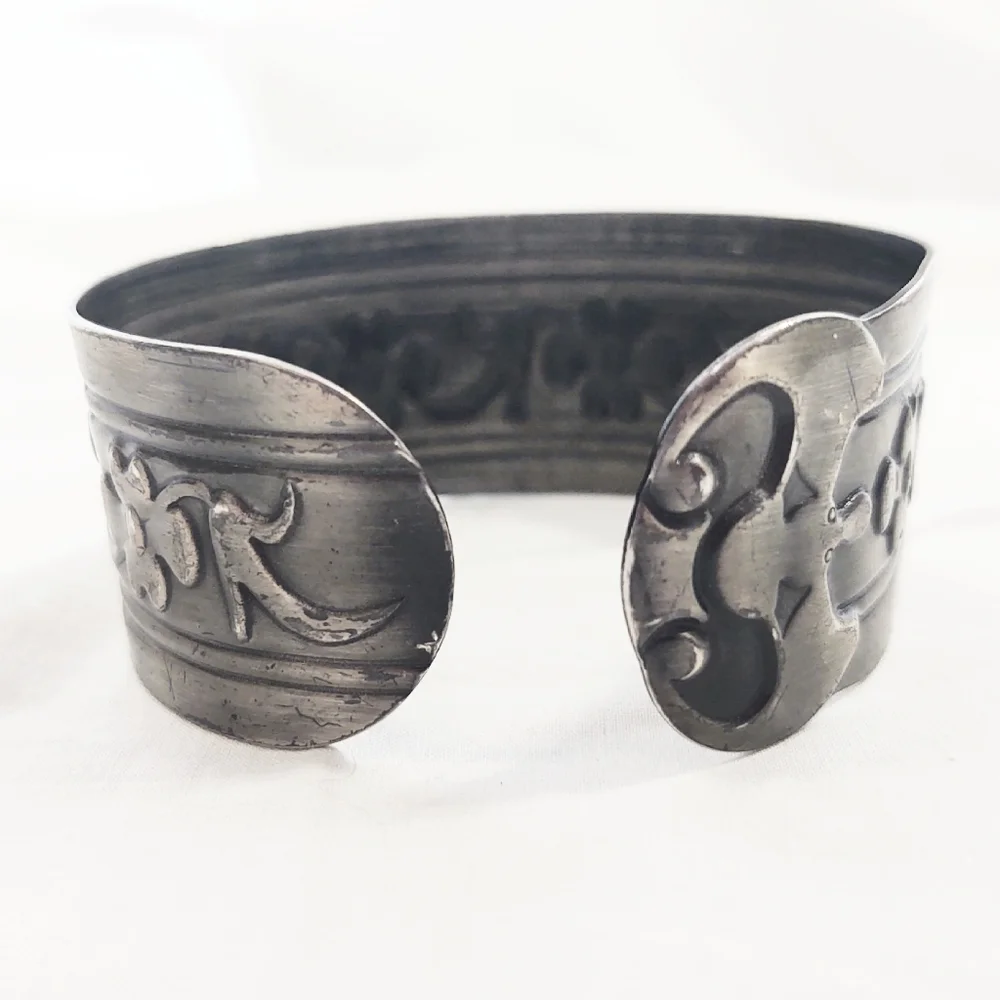Designer Marc Jacobs Wide Silver Floral Cuff Bracelet